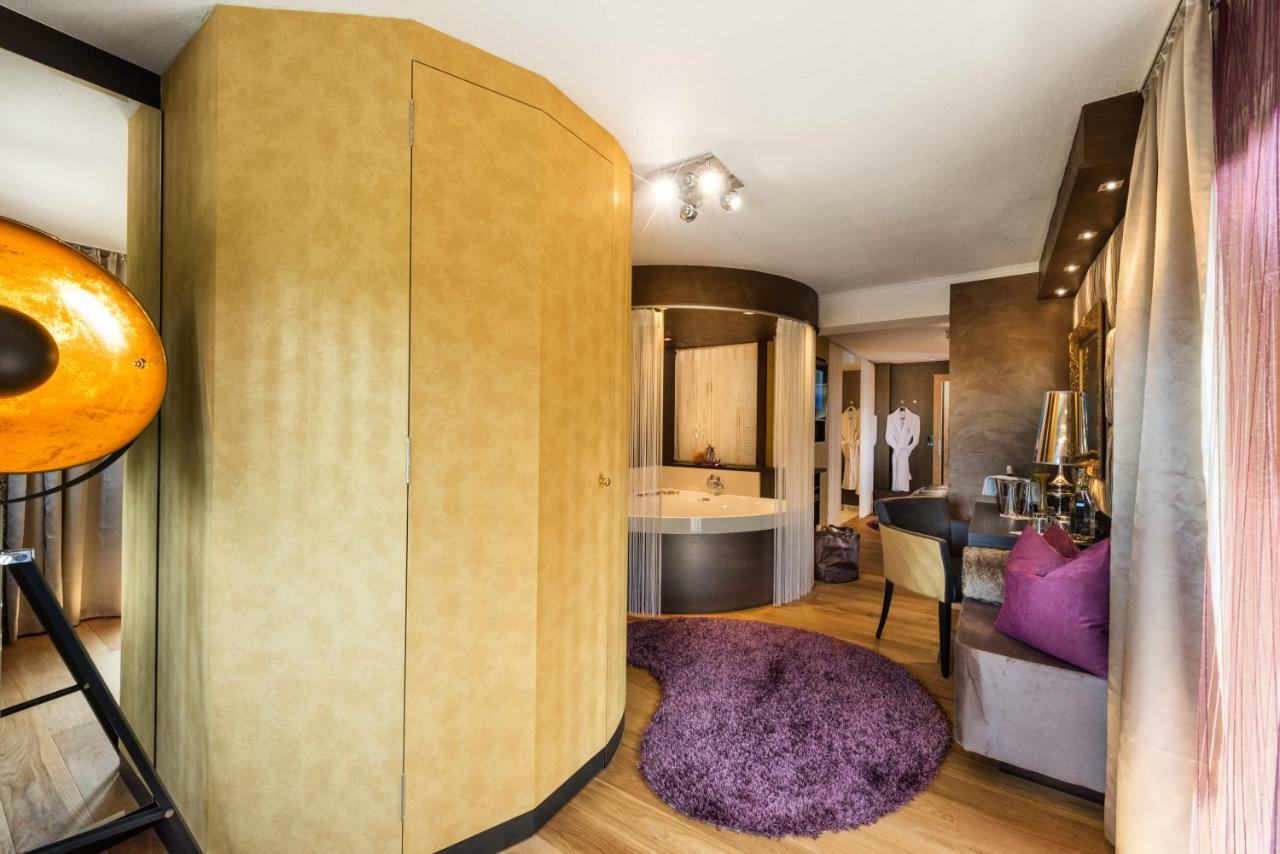 Hotel Winzer Wellness & Kuscheln St Georgen im Attergau Bagian luar foto